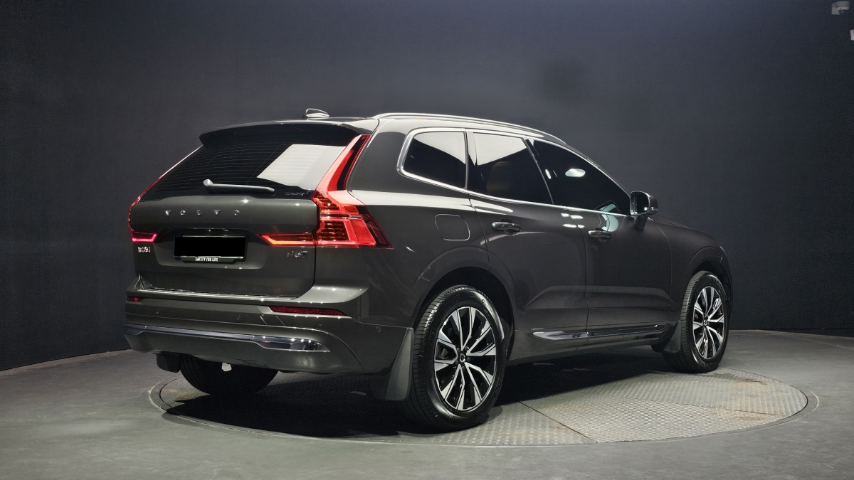 Volvo XC60, 2024 — фото 2 из 12