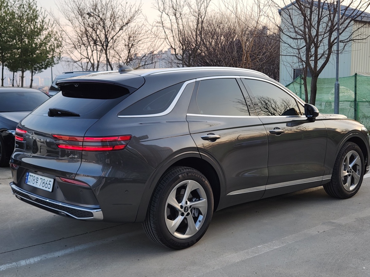 Genesis GV70, 2024 — фото 5 из 12