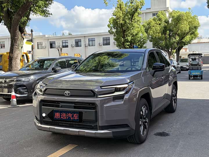 Toyota RAV4, 2025 — купить в Тольятти под ключ