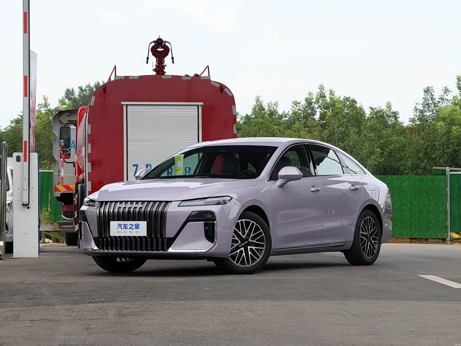 Roewe M7 DMH, 2026 — купить в Самаре под ключ