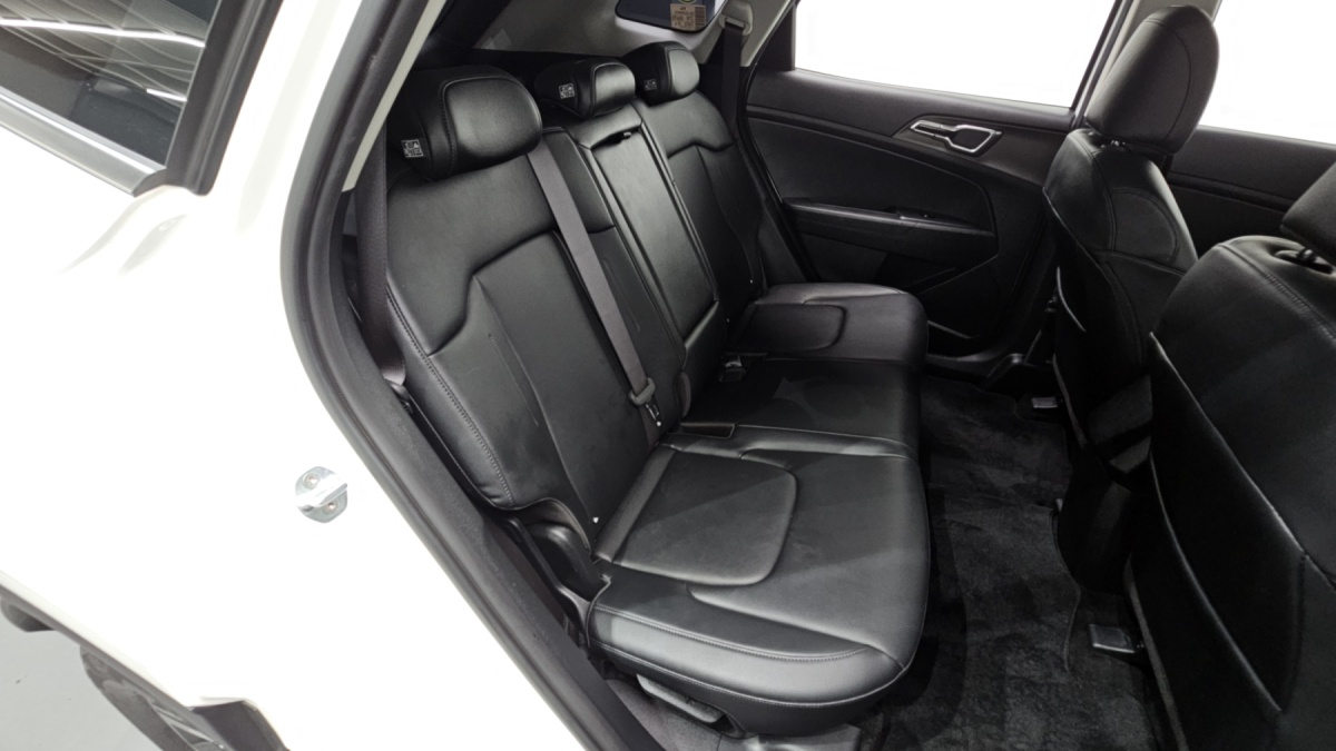 Kia Sportage, 2022 — фото 10 из 12