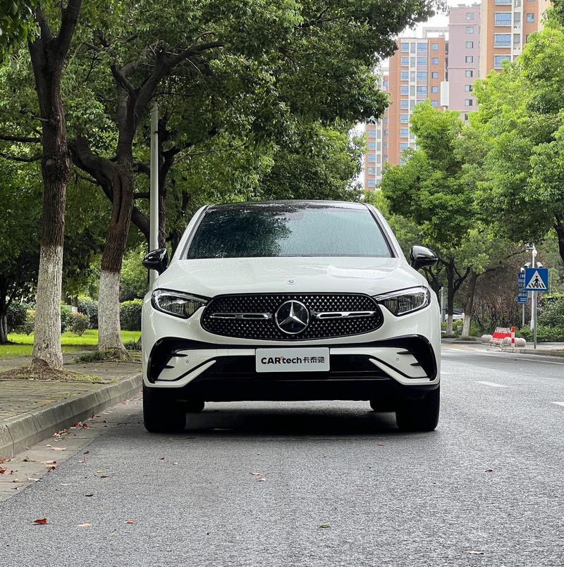 Mercedes-Benz GLC-Class Coupe, 2024 — фото 2 из 12