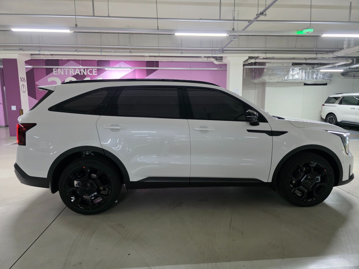Kia Sorento, 2025 — фото 4 из 7