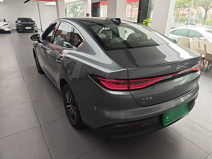 BYD Seal 05 DM-i Hybrid, 2024 — фото 5 из 9
