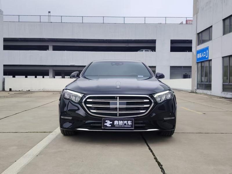 Mercedes-Benz E-Class, 2024 — фото 2 из 11