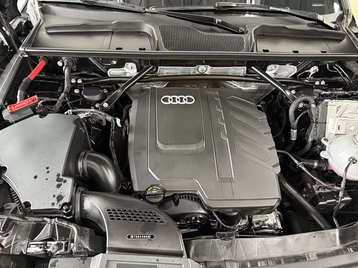 Audi Q5L, 2024 — фото 6 из 9