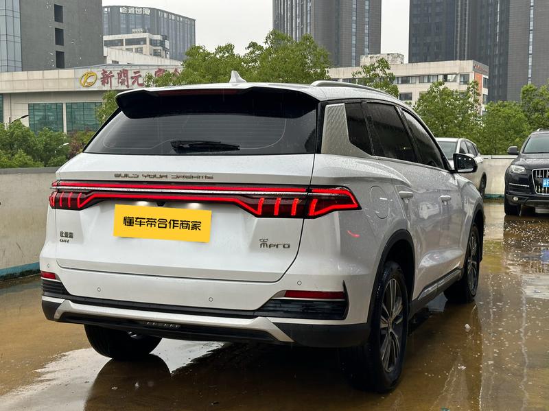 BYD Song Pro Hybrid, 2022 — фото 5 из 10
