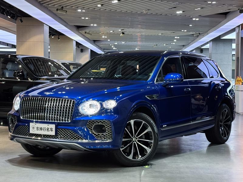 Bentley Bentayga, 2023 — купить в Казани под ключ