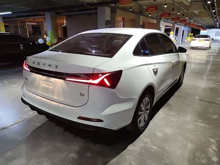 Roewe i5, 2024 — фото 7 из 9