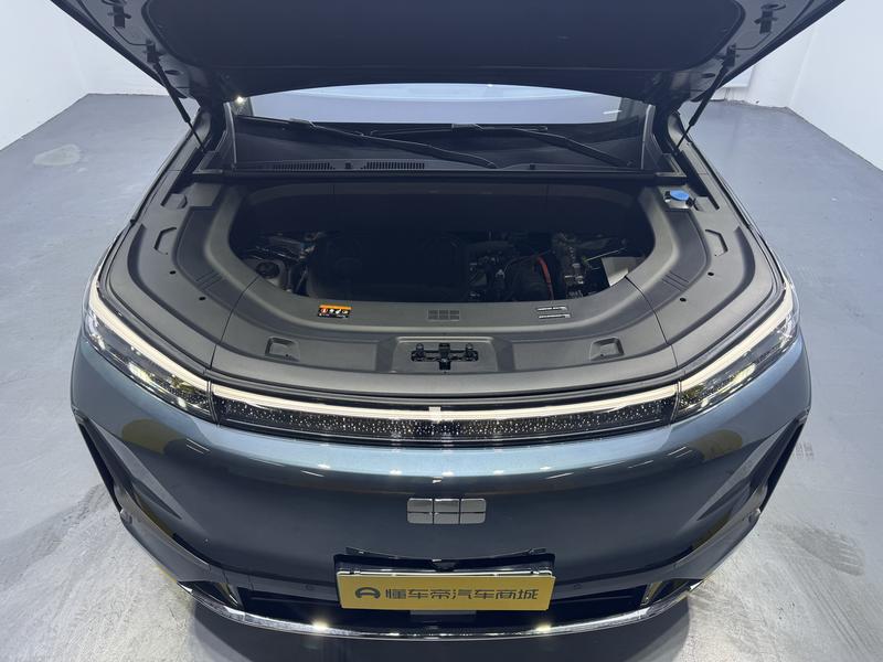 Geely Galaxy M9, 2025 — фото 12 из 12