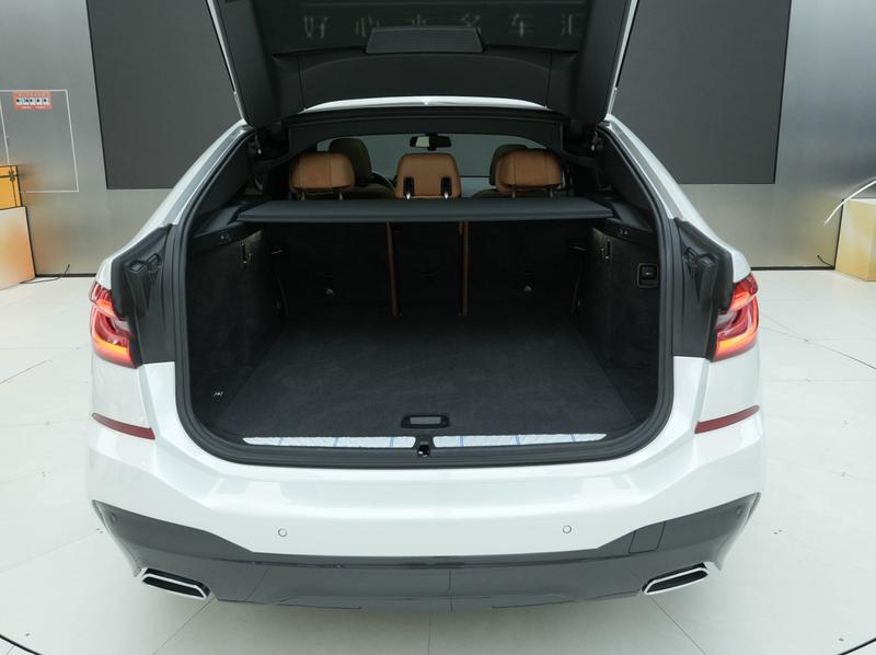 BMW 6 Series GT, 2024 — фото 12 из 12