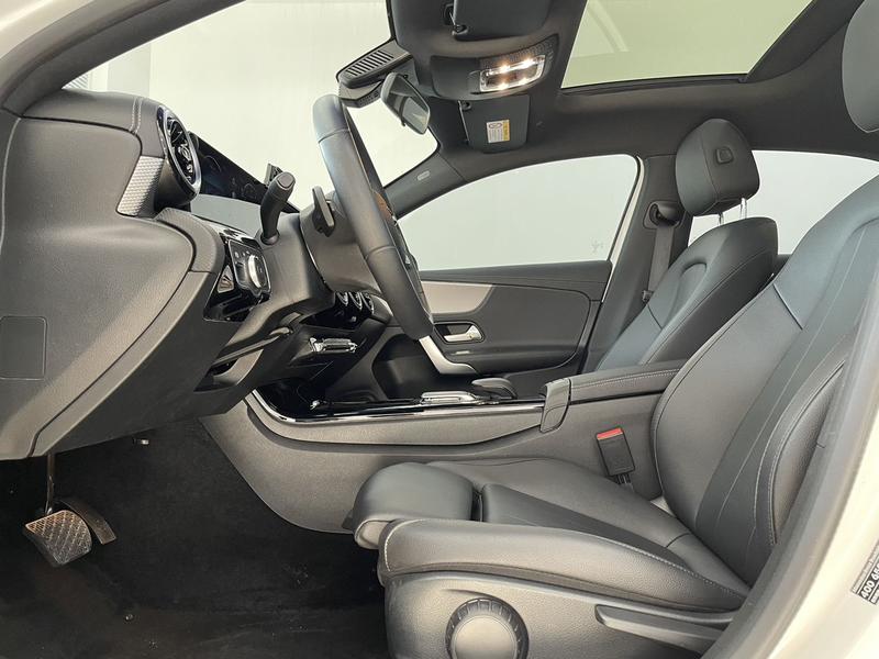 Mercedes-Benz A-Class, 2022 — фото 12 из 12