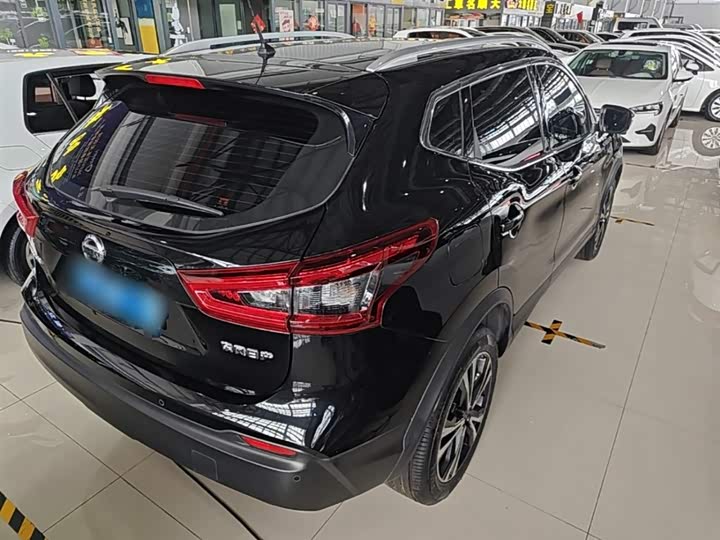 Nissan Qashqai, 2022 — фото 7 из 9