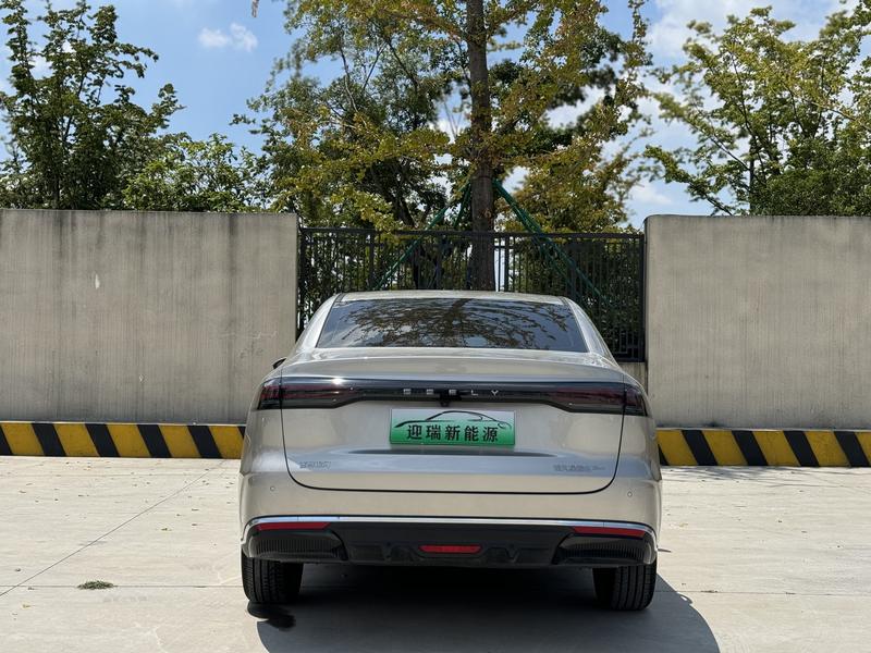 Geely Galaxy Starshine 6, 2025 — фото 6 из 12