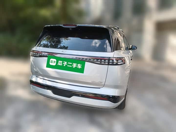 Dongfeng Yipai eπ 008, 2024 — фото 4 из 9