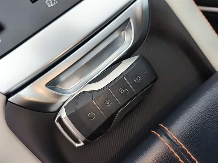 BYD Song Plus Hybrid/EV, 2022 — фото 9 из 9