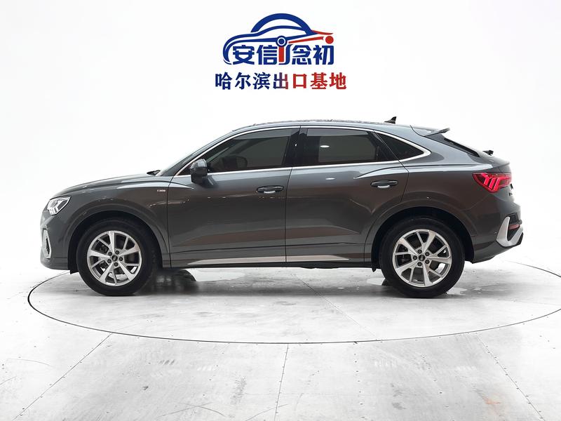 Audi Q3 Sportback, 2023 — фото 4 из 12