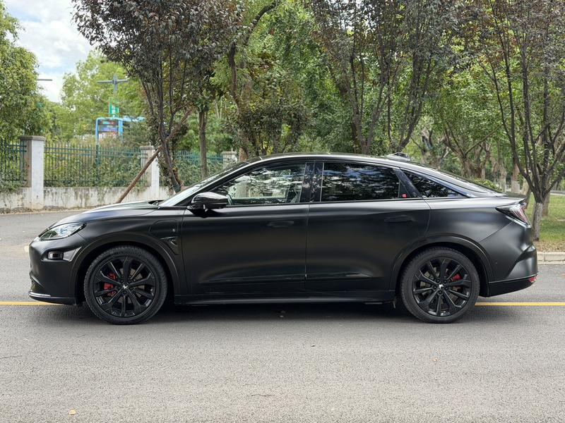 BAIC Arcfox Alpha S, 2023 — фото 4 из 12