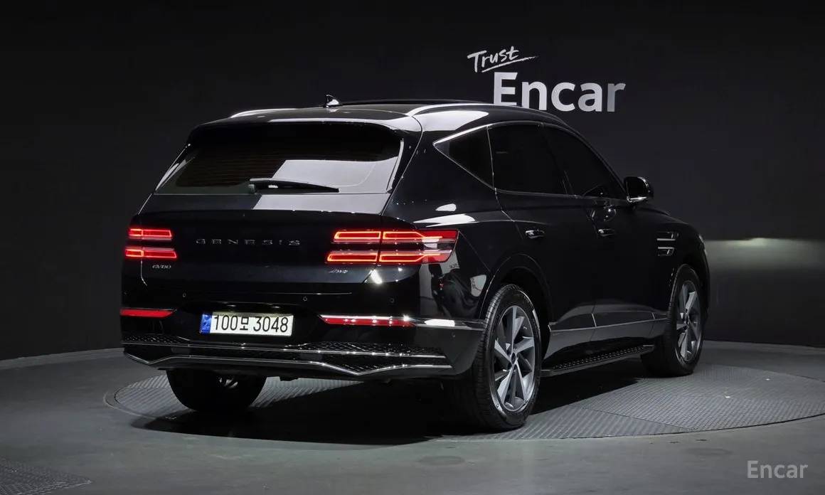 Genesis GV80, 2023 — фото 2 из 12