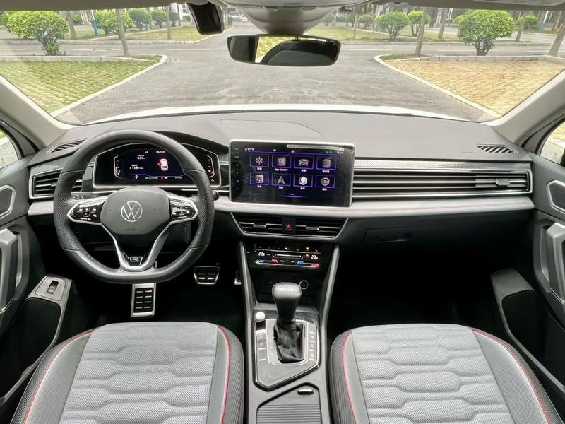 Volkswagen Tiguan L Pro, 2021 — фото 4 из 10