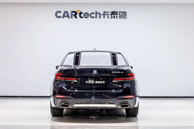 BMW 5 Series Hybrid, 2023 — фото 5 из 12