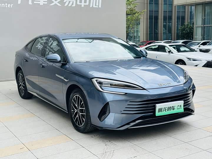 BYD Seal 07 DM-i Hybrid, 2025 — фото 3 из 9