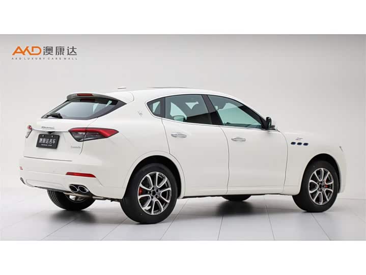 Maserati Levante, 2022 — фото 3 из 9