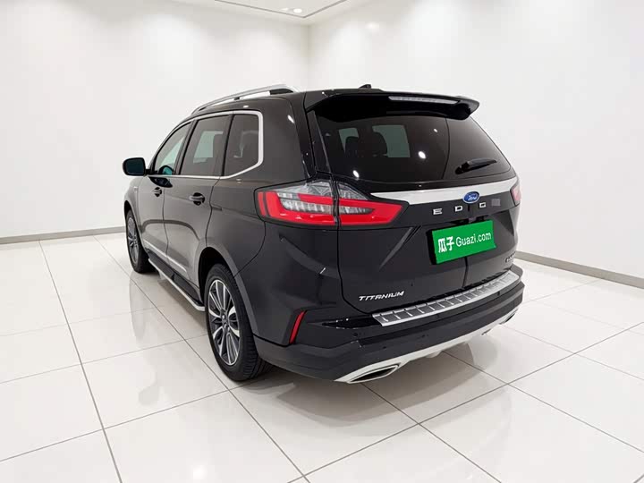 Ford Edge, 2022 — фото 4 из 9