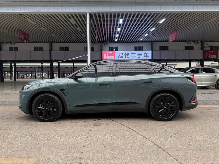 BAIC Arcfox Alpha S, 2023 — фото 5 из 9