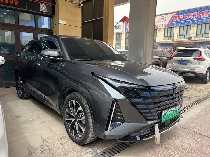 Changan UNI-Z Hybrid, 2024 — фото 3 из 9
