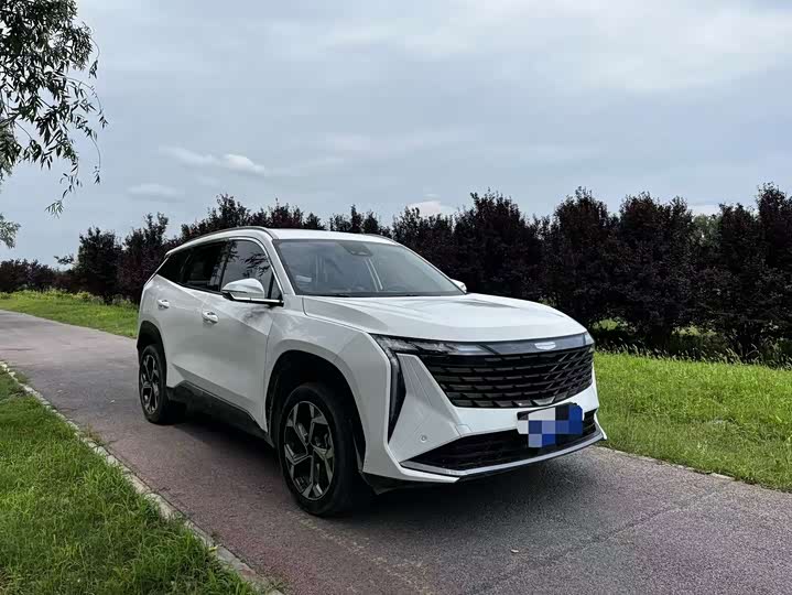 Geely Atlas L, 2024 — фото 3 из 9