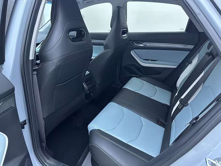 Geely Emgrand GS, 2022 — фото 8 из 9