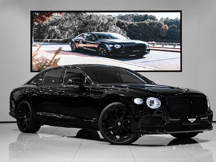 Bentley Flying Spur, 2022 — фото 3 из 9