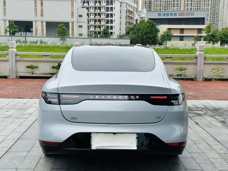 Leapmotor C01, 2023 — фото 5 из 12