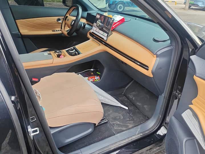 Geely Galaxy Starship 7, 2025 — фото 8 из 9