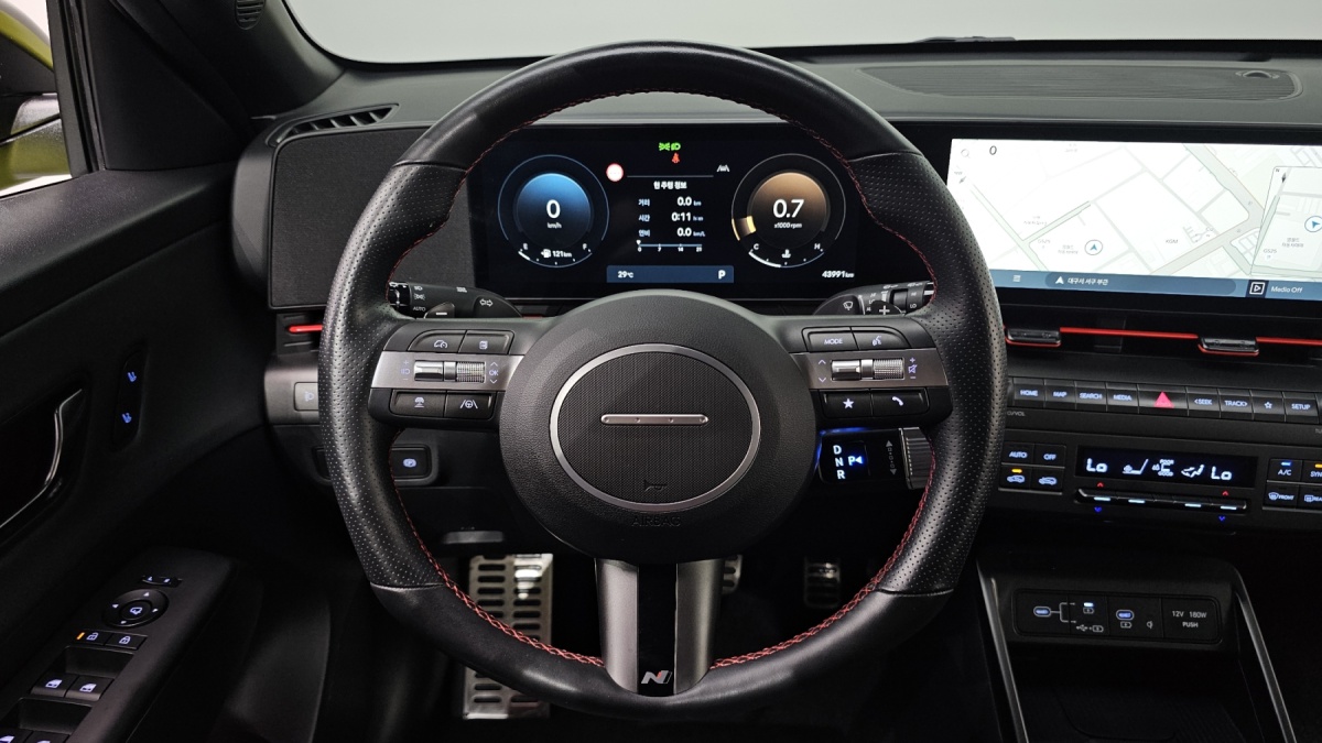 Hyundai Kona, 2025 — фото 12 из 12