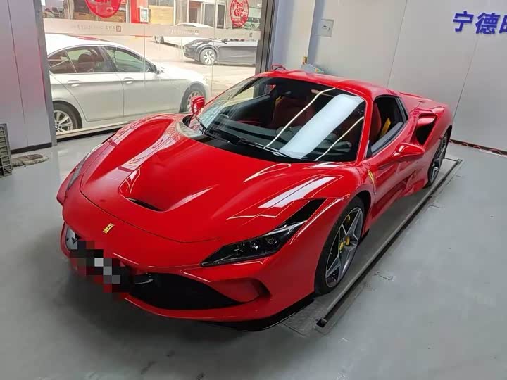 Ferrari F8, 2022 — купить в Кирове под ключ