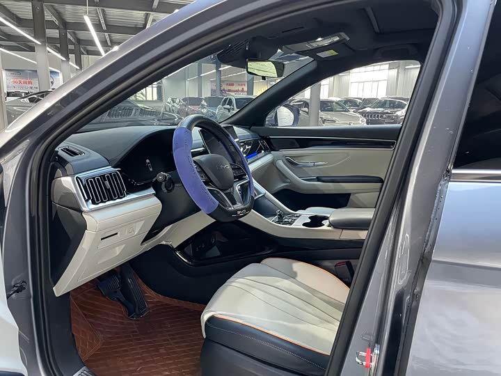BYD Song Plus Hybrid/EV, 2023 — фото 7 из 9