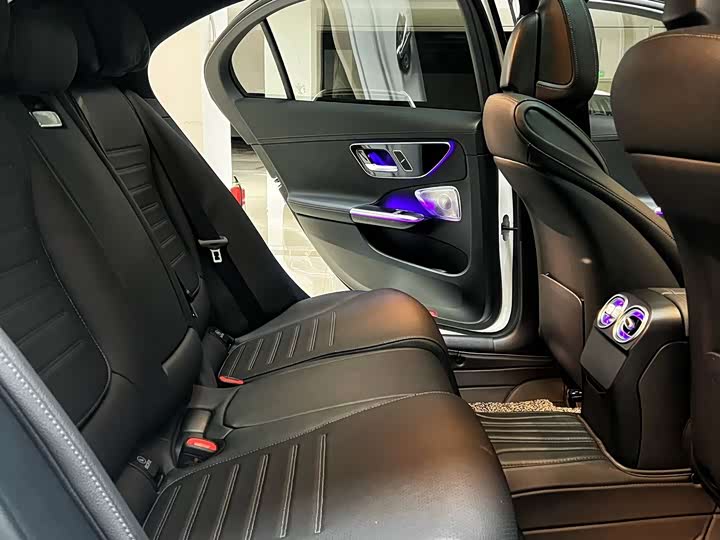 Mercedes-Benz C-Class, 2022 — фото 6 из 7