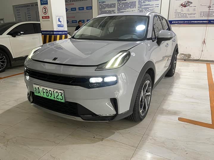 Lynk & Co 06 EM-P Hybrid, 2021 — купить в Твери под ключ