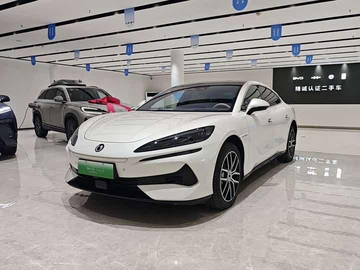 Denza Z9, 2025 — купить в Саратове под ключ