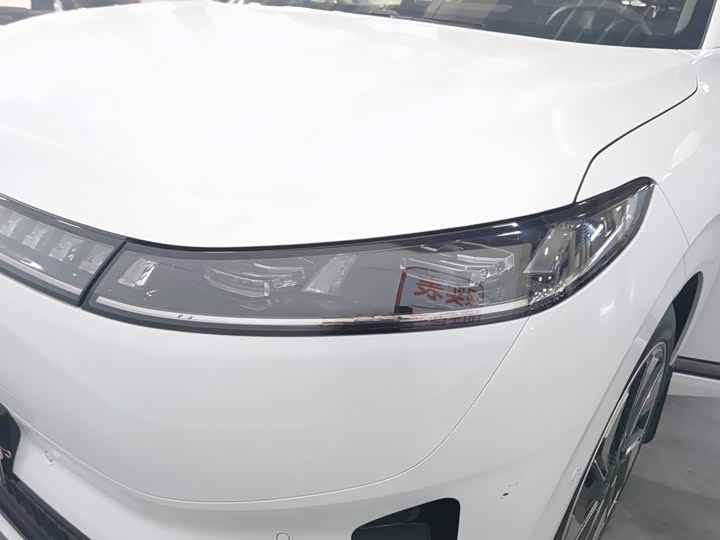 Dongfeng Yipai eπ 008, 2024 — фото 7 из 9