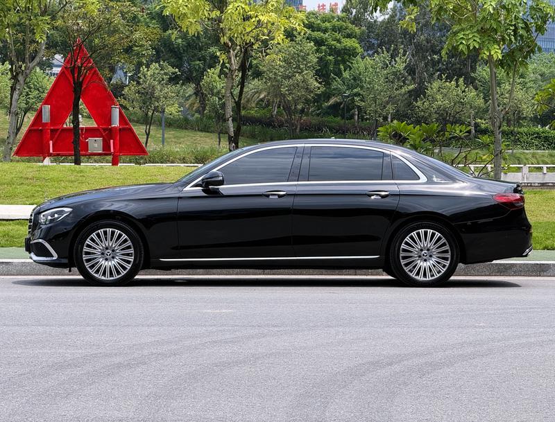 Mercedes-Benz E-Class, 2022 — фото 4 из 12