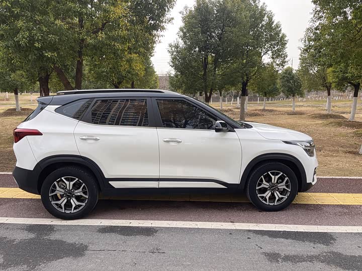 Kia KX3, 2022 — фото 8 из 9