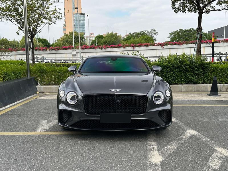 Bentley Continental GT, 2022 — фото 2 из 10
