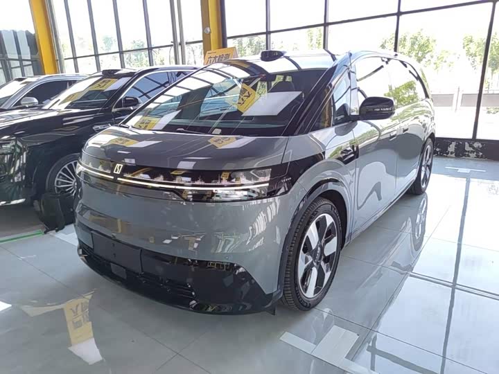 Zeekr Mix, 2025 — купить в Курске под ключ