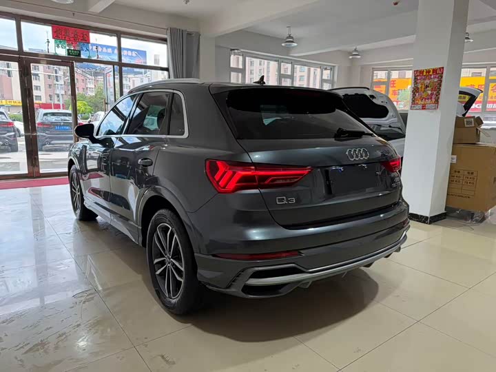 Audi Q3, 2023 — фото 4 из 9