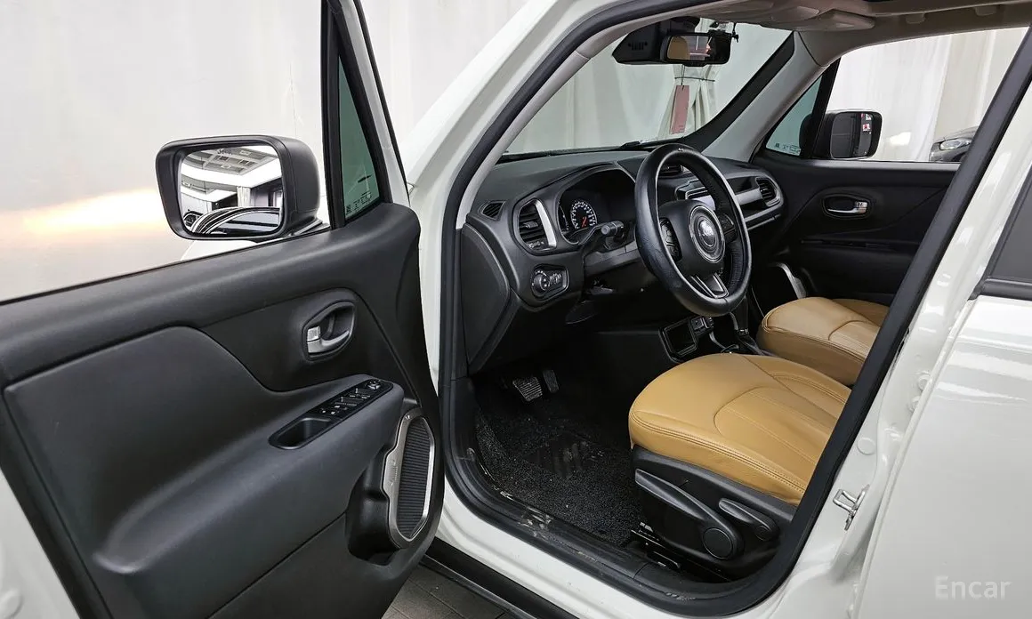 Jeep Renegade, 2022 — фото 10 из 12