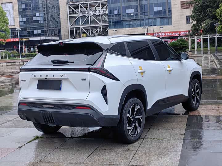 Geely Atlas, 2024 — фото 7 из 9