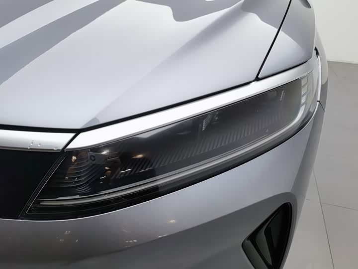 BYD Sea Lion 05 DM-i Hybrid, 2025 — фото 7 из 9